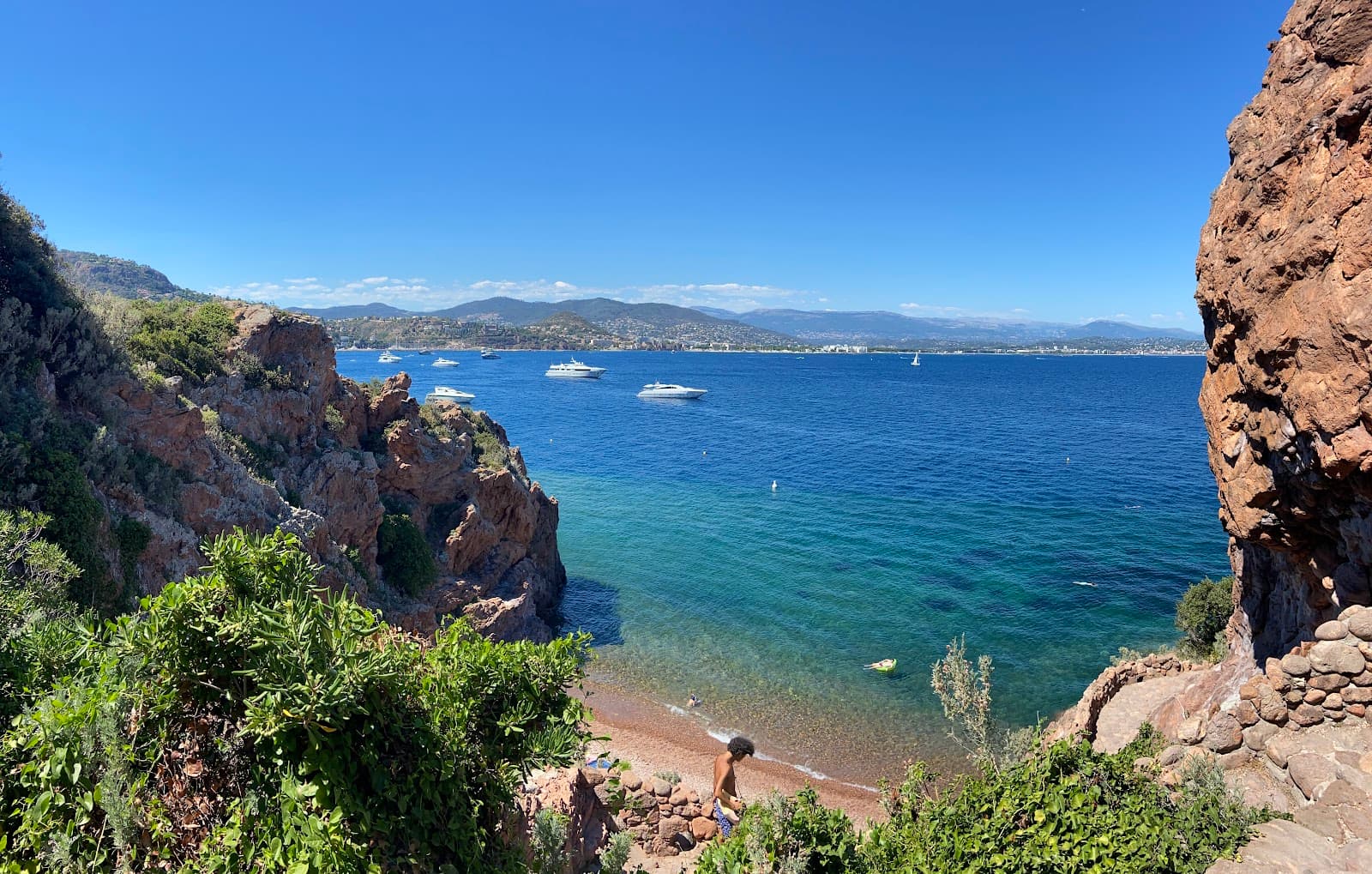 Plage de la Pointe de l'Aiguille, Theoule-sur-Mer, Provence-Alpes-Cote d'Azur